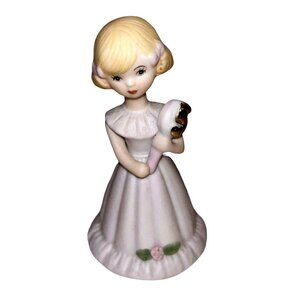 1981 Enesco Growing Up Birthday Girls Age 5 Porcelain Girl Figurine Blonde Hair